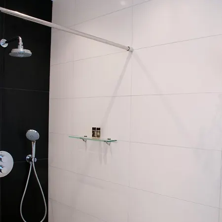 Bed & Breakfast Le Quartier Sonang 3*